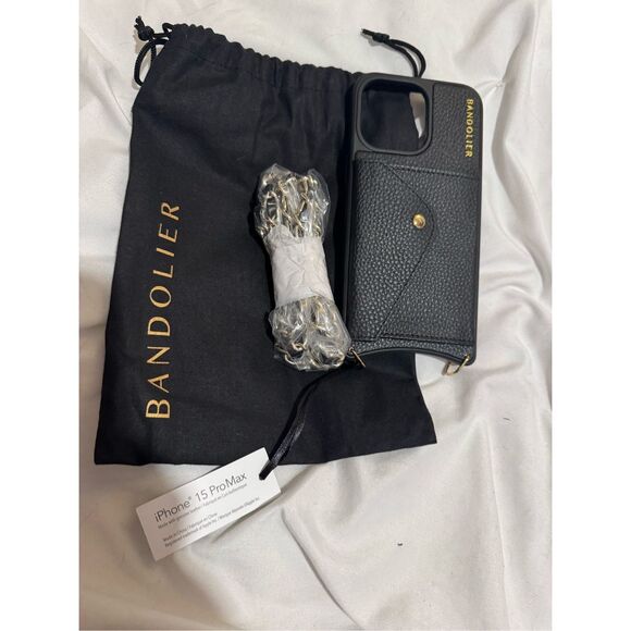 Bandolier 15 max pro crossbody iphone case/belt/strap  nwt Hailey & lily nicole - Picture 1 of 8